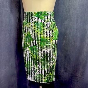 Stretch pencil skirt